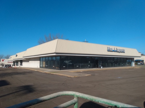 500-Dollar Store Plaza (31)